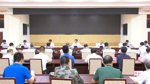 王東峰在省軍區(qū)調研檢查防汛工作